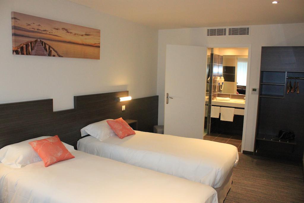 Hotel Restaurant Bel Air Crevin - Axe Rennes Nantes الغرفة الصورة