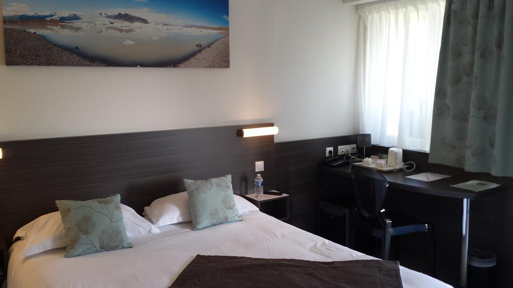 Hotel Restaurant Bel Air Crevin - Axe Rennes Nantes المظهر الخارجي الصورة