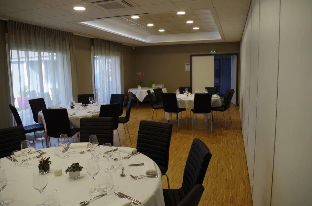 Hotel Restaurant Bel Air Crevin - Axe Rennes Nantes المظهر الخارجي الصورة